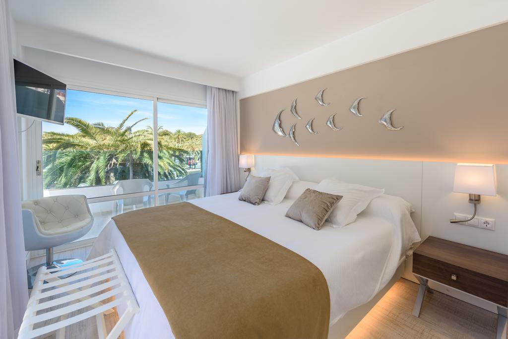 Plaza Santa Ponsa Boutique - Adults Only. Hotel Екстериор снимка