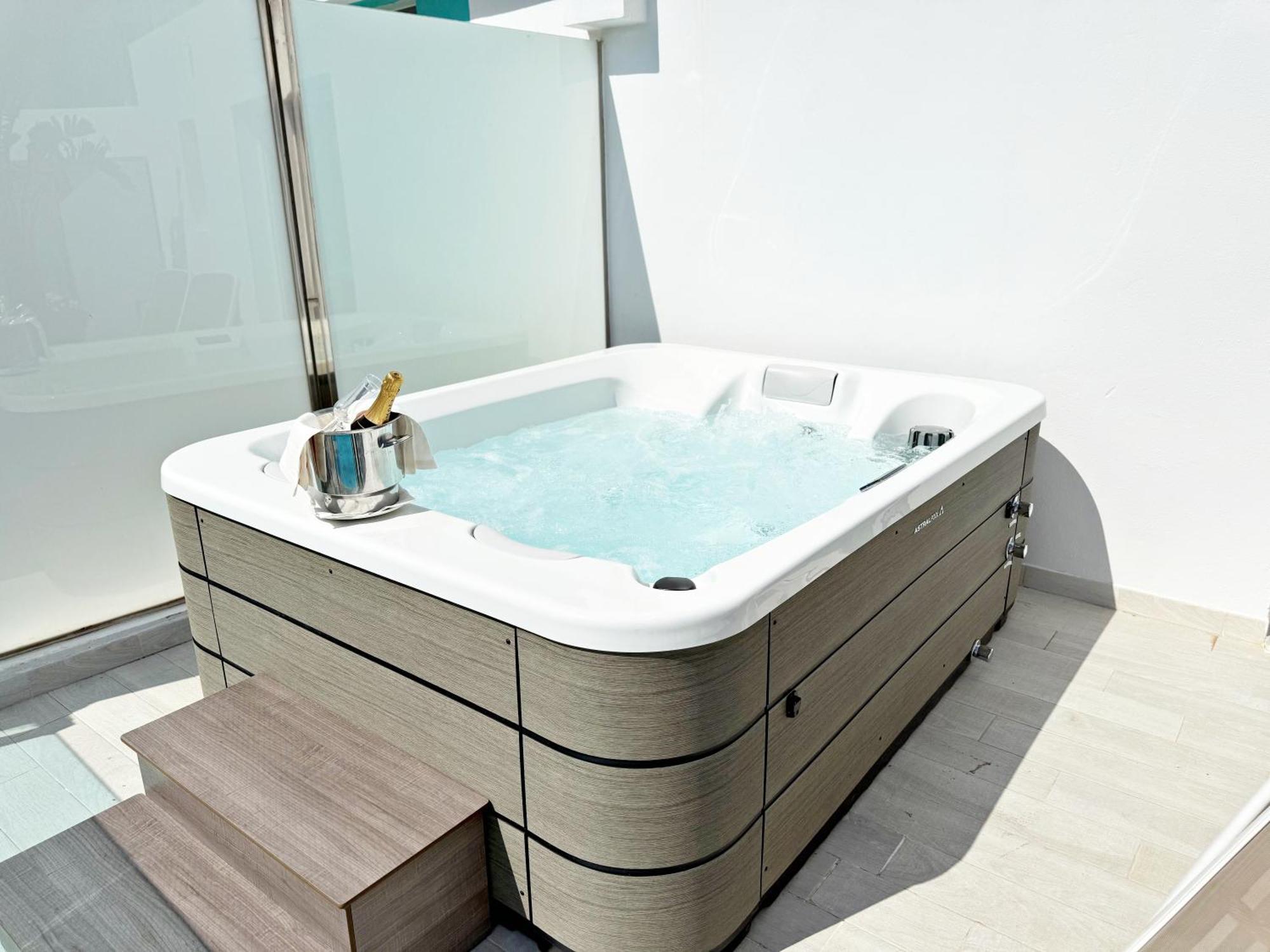 Plaza Santa Ponsa Boutique - Adults Only. Hotel Екстериор снимка